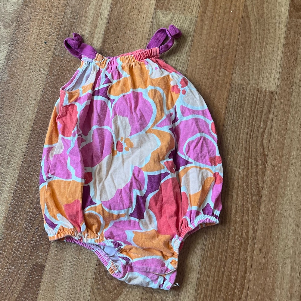 Old Navy baby girl floral onesie